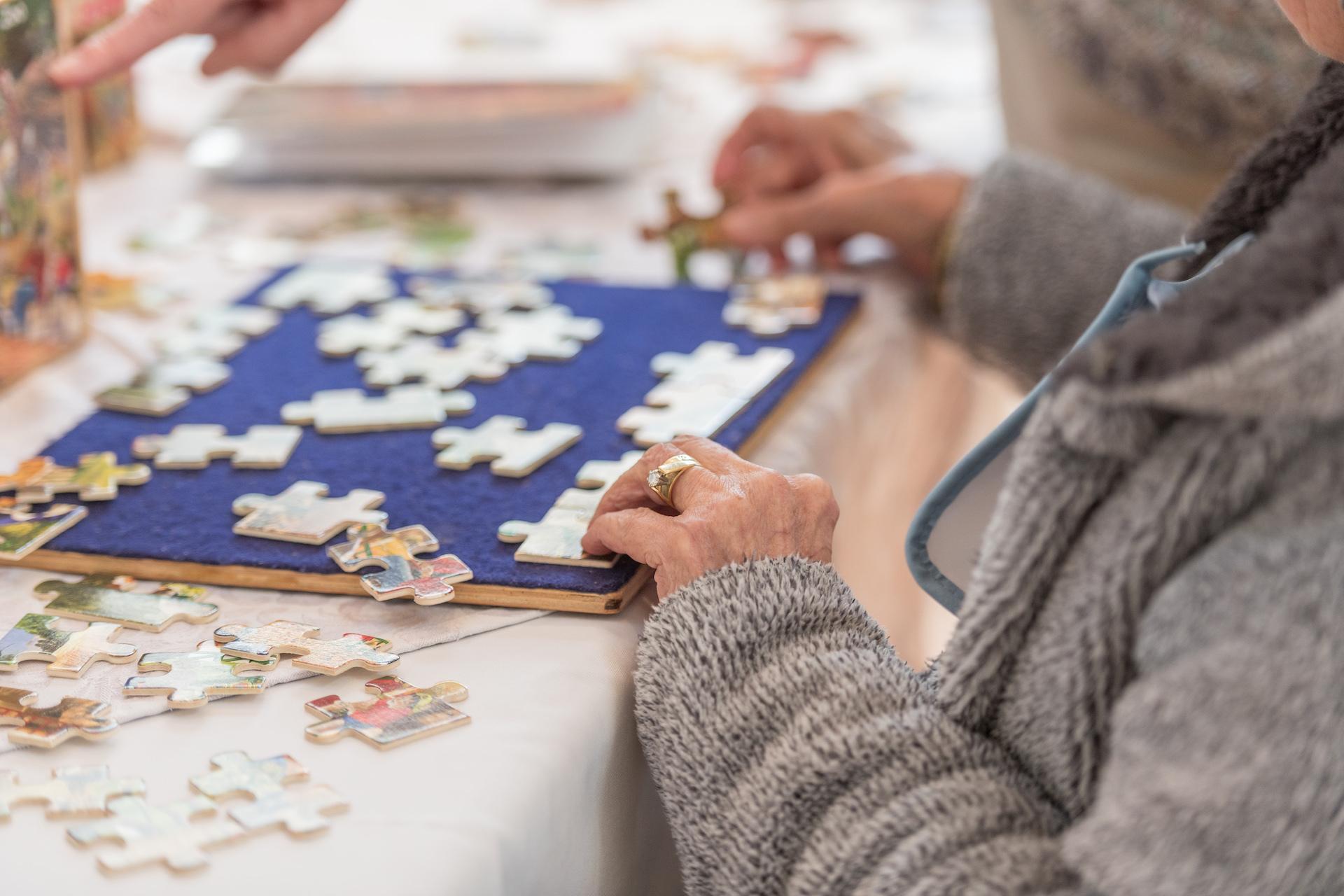 Finding long term care for dementia patients | Livewell Estates